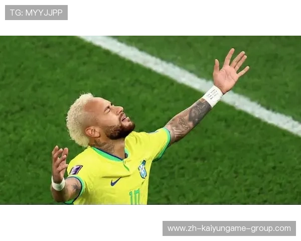 内马尔贴地传球精确找到直插点，巴西形成高压攻势